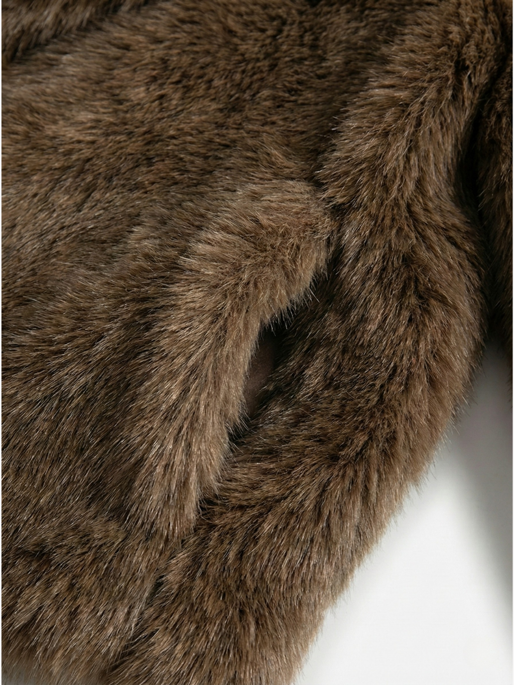 Kataleya | Cropped Oversized Faux Fur Coat