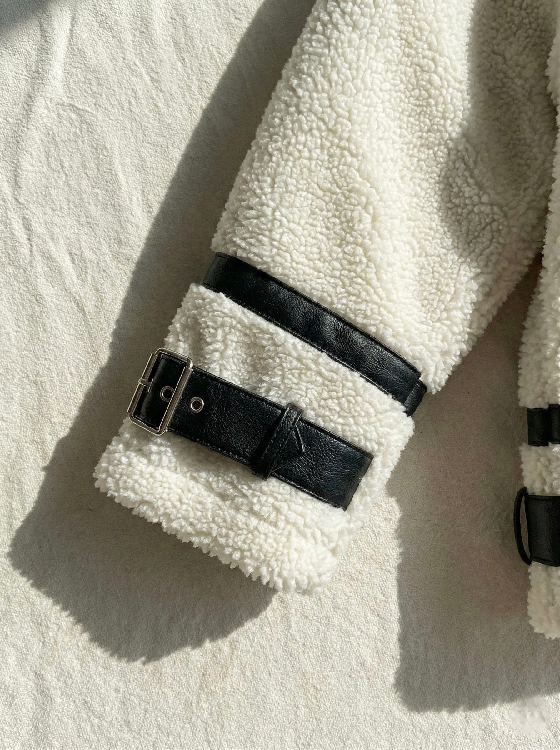 Mathilda | Veste zippée en fausse fourrure de mouton retournée