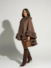 Norvège | Cape d'hiver bordée de fausse fourrure