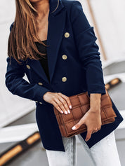 Blazer pour femme avec détails boutonnés