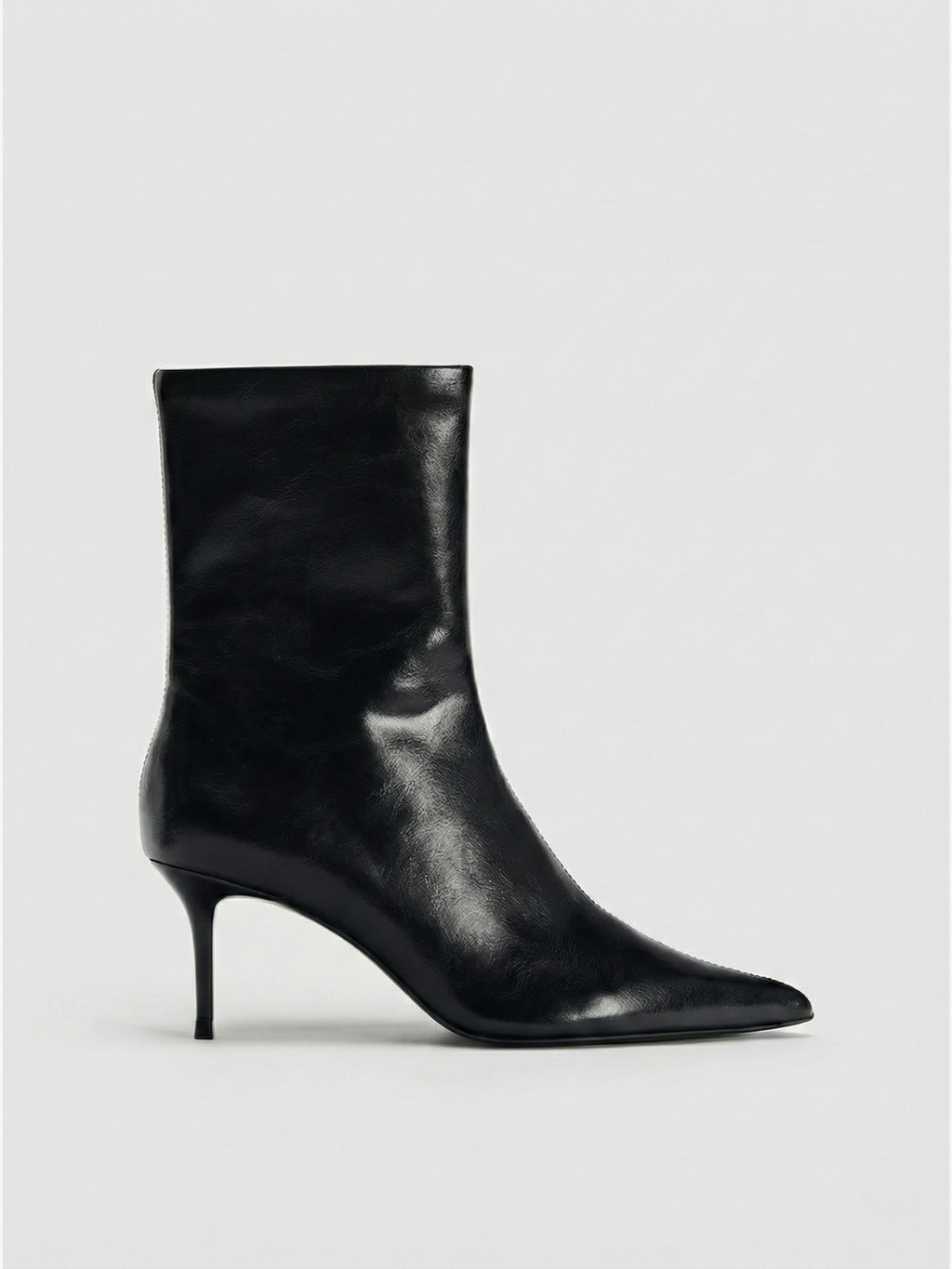 Crick | Women’s Black Pointed-Toe Heeled Ankle Boots