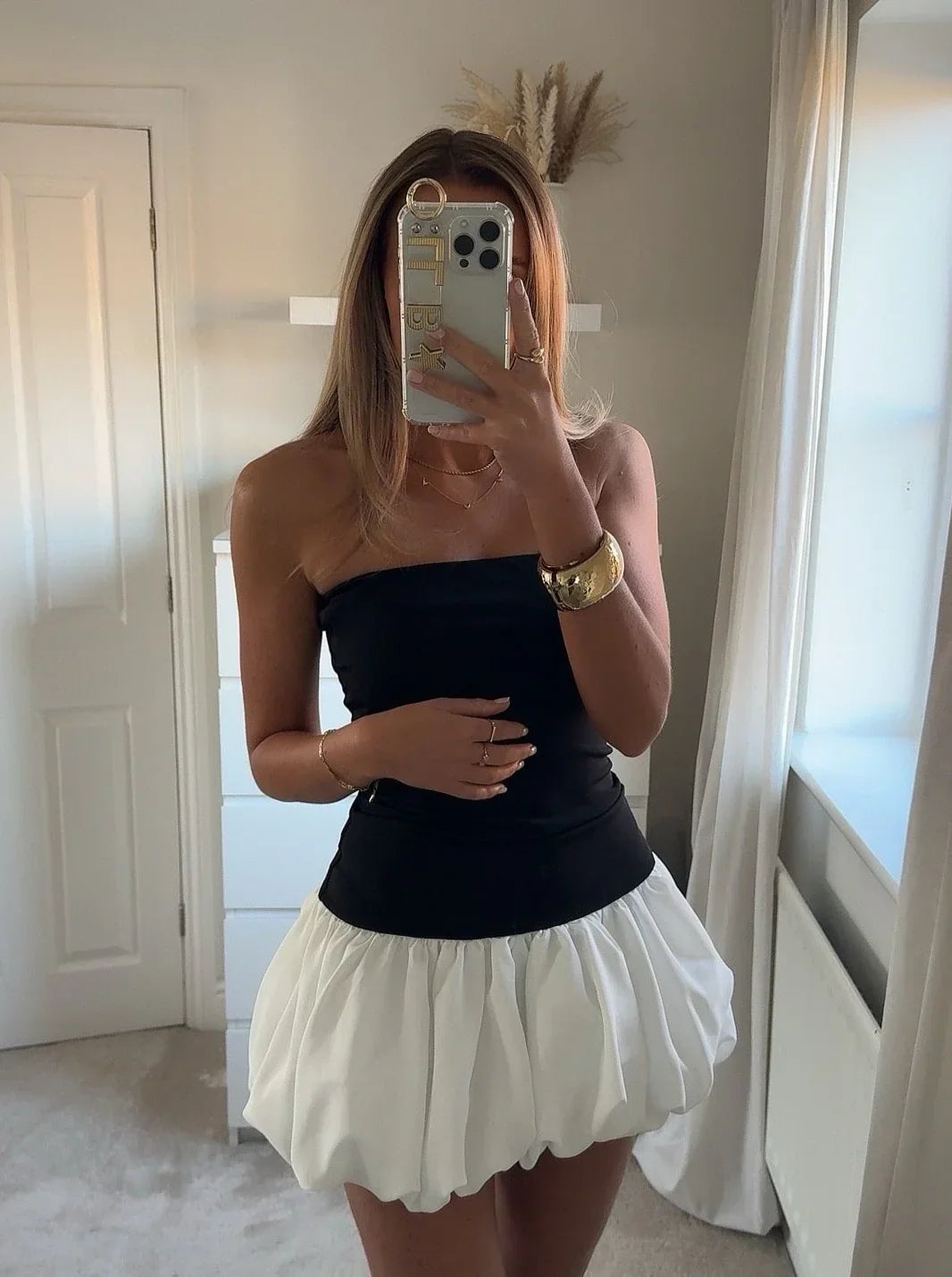 AMELIA_BUBBLE_HEM_MINI_1.webp