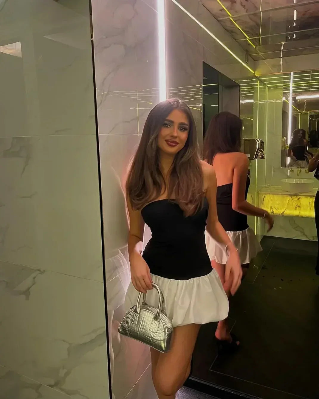 AMELIA_BUBBLE_HEM_MINI_6.webp