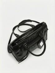 Carmela - Sac à main élégant avec un intérieur spacieux et un design minimaliste