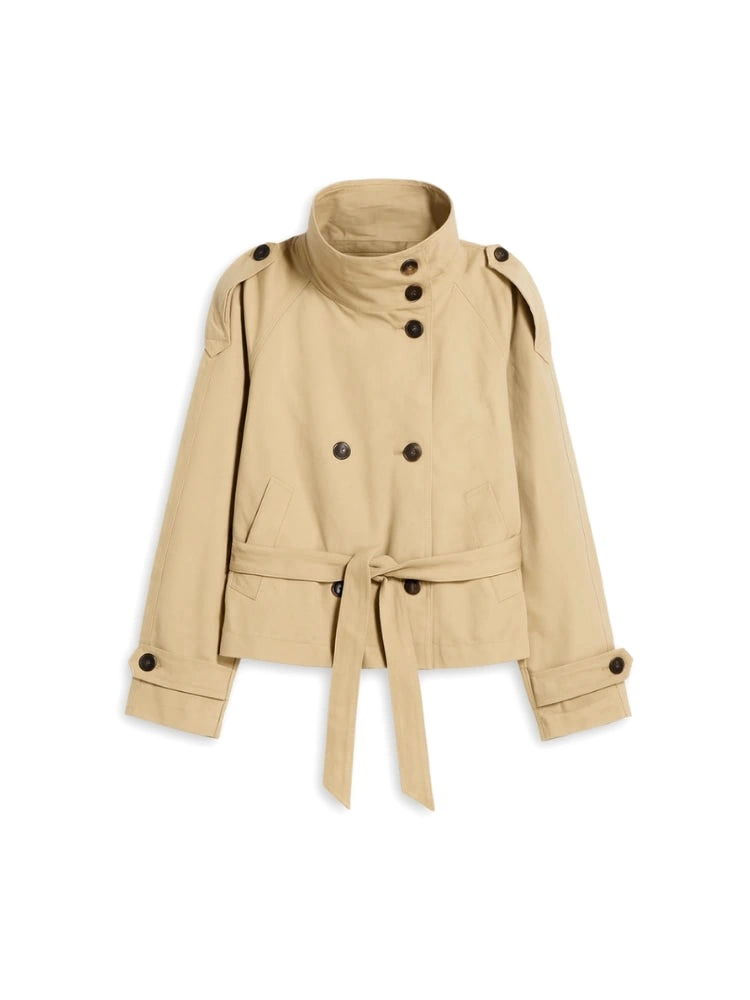 trench coat for women with a structured fit, high collar and dark buttons. Crafted from premium fabric, it highlights the waist and adds refined elegance to any autumn or winter outfit.