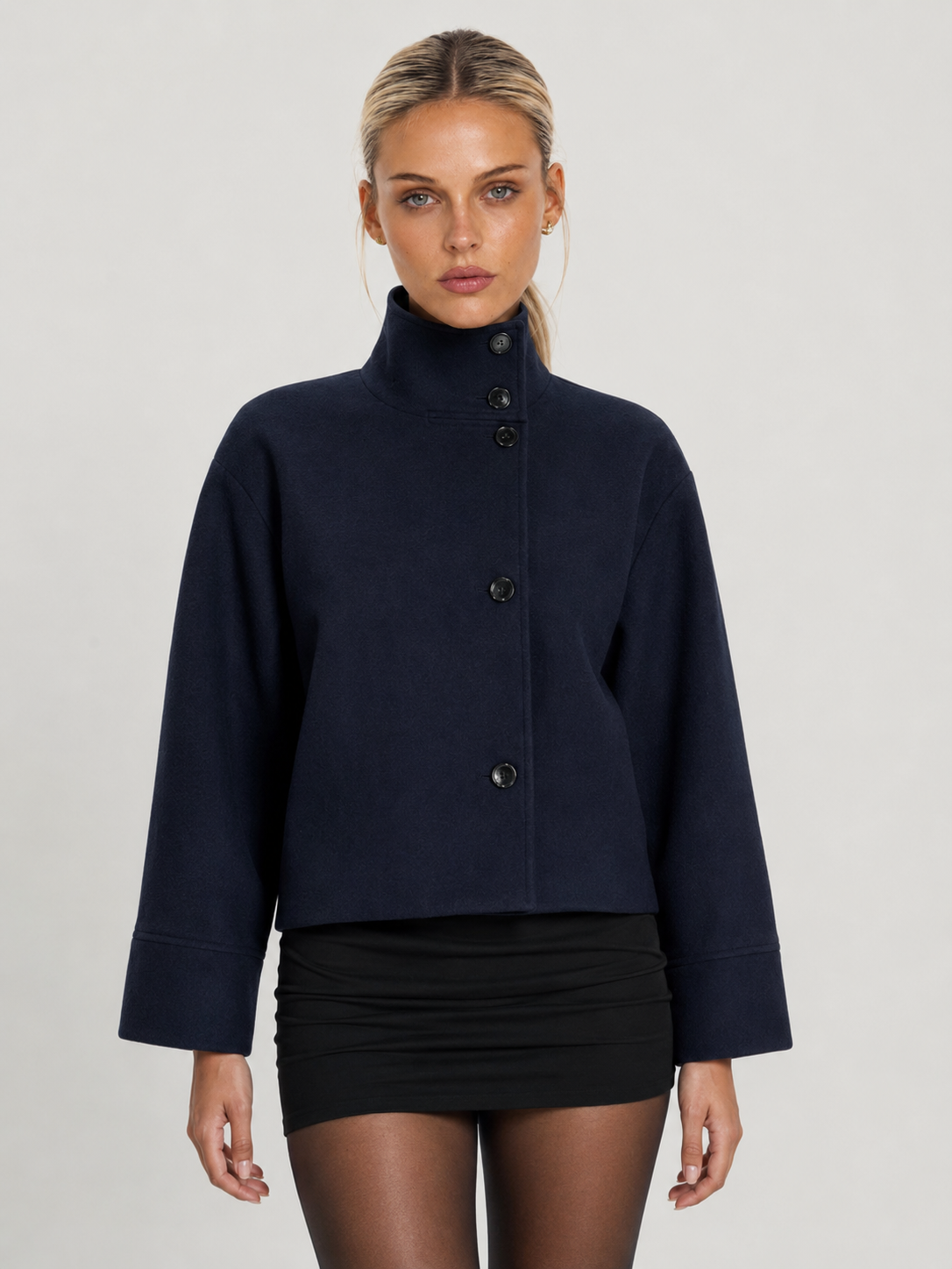 Martha | High-Neck Buttoned Jacket