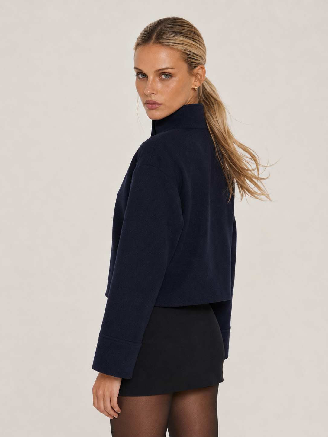 Martha | High-Neck Buttoned Jacket