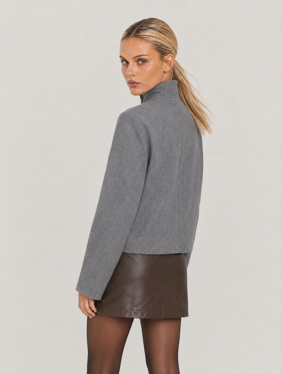 Martha | High-Neck Buttoned Jacket