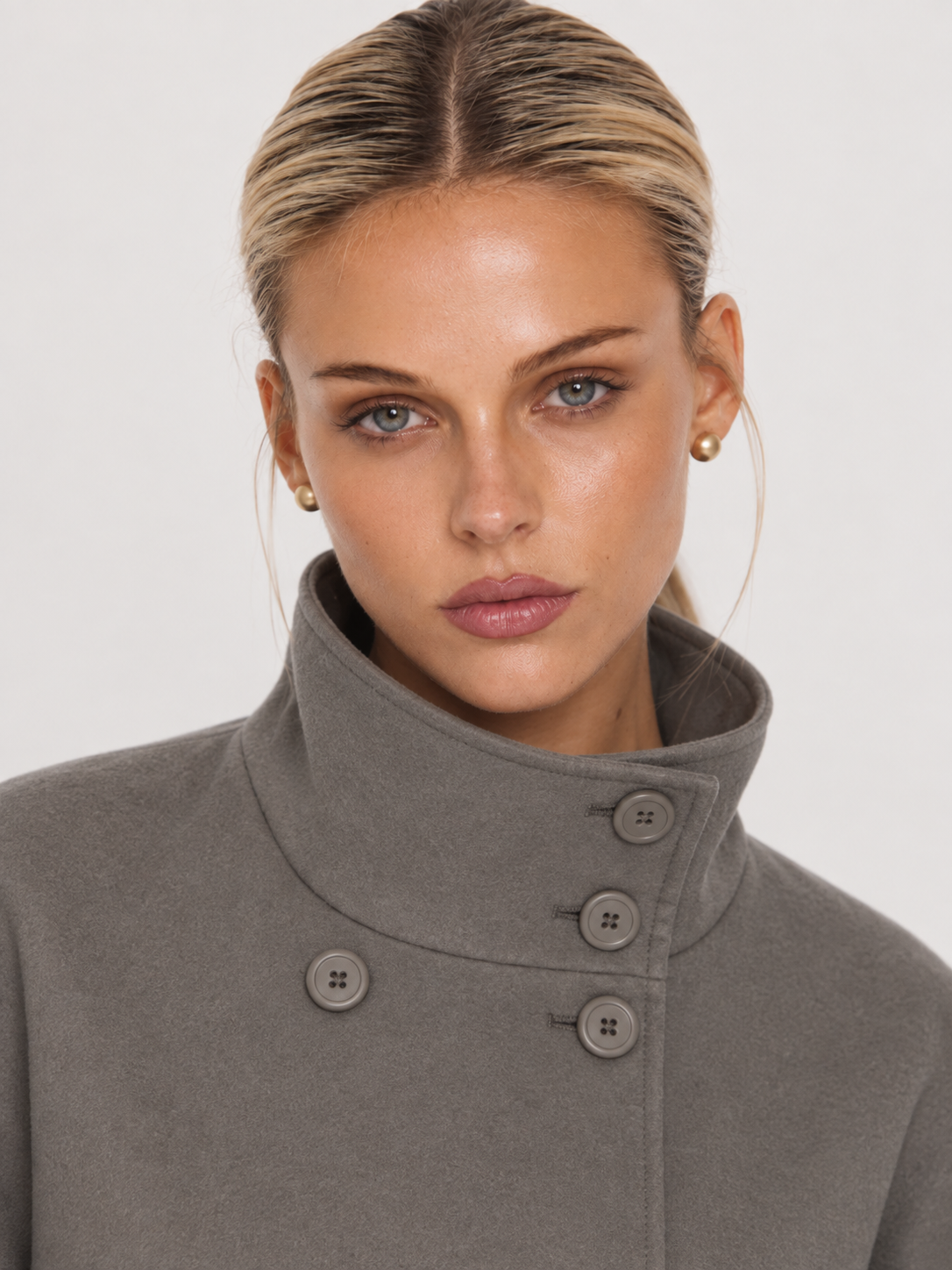 Clara | Blend High-Neck Short Coat