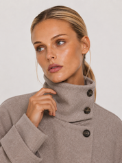 Angela | High-Neck Button Jacket