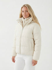 Joane | Kurze Steppjacke mit Kapuze und Plüschfutter