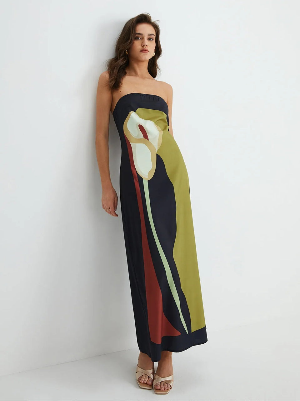 Emelia_Mauie_Maxi_Dress_1.jpg