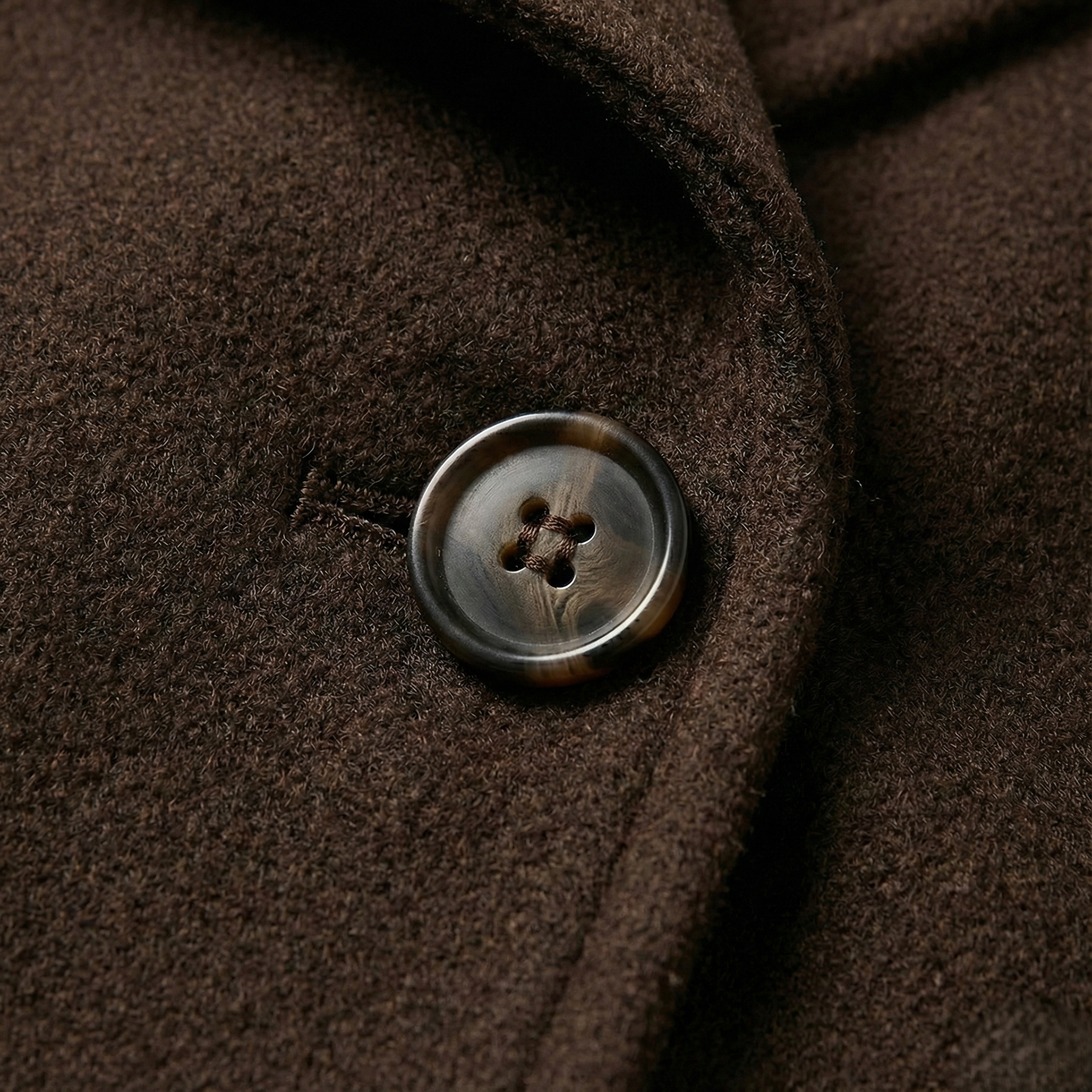 Aubriana | Eleganter kurzer Wollmantel mit Gürtel