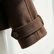 Aubriana | Eleganter kurzer Wollmantel mit Gürtel