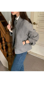 Alexia | Minimal Collar Jacket