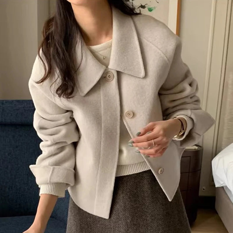 Alexia | Minimal Collar Jacket