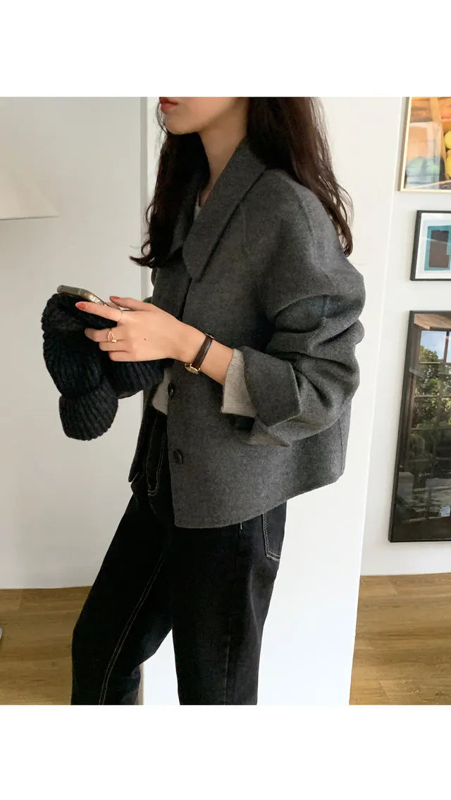 Alexia | Minimal Collar Jacket