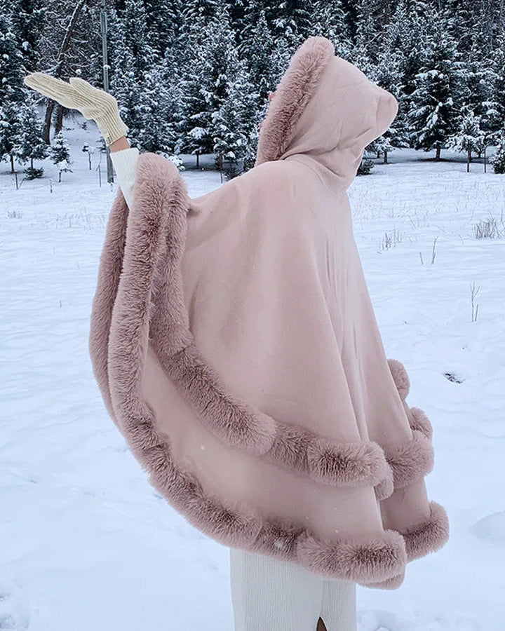 Norvège | Cape d'hiver bordée de fausse fourrure