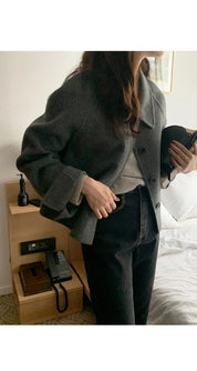 Alexia | Minimal Collar Jacket