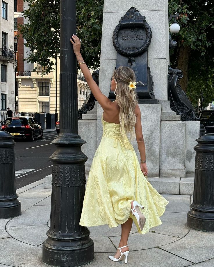 Esmeralda | Halter Sleeveless Midi Dress (Buy 1, Get 1 Free)