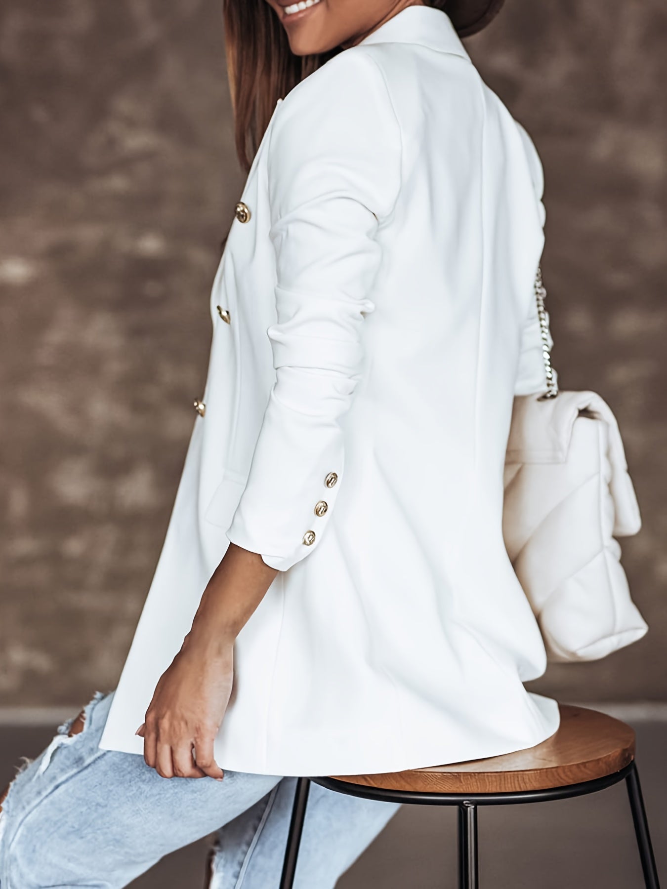 Blazer pour femme avec détails boutonnés