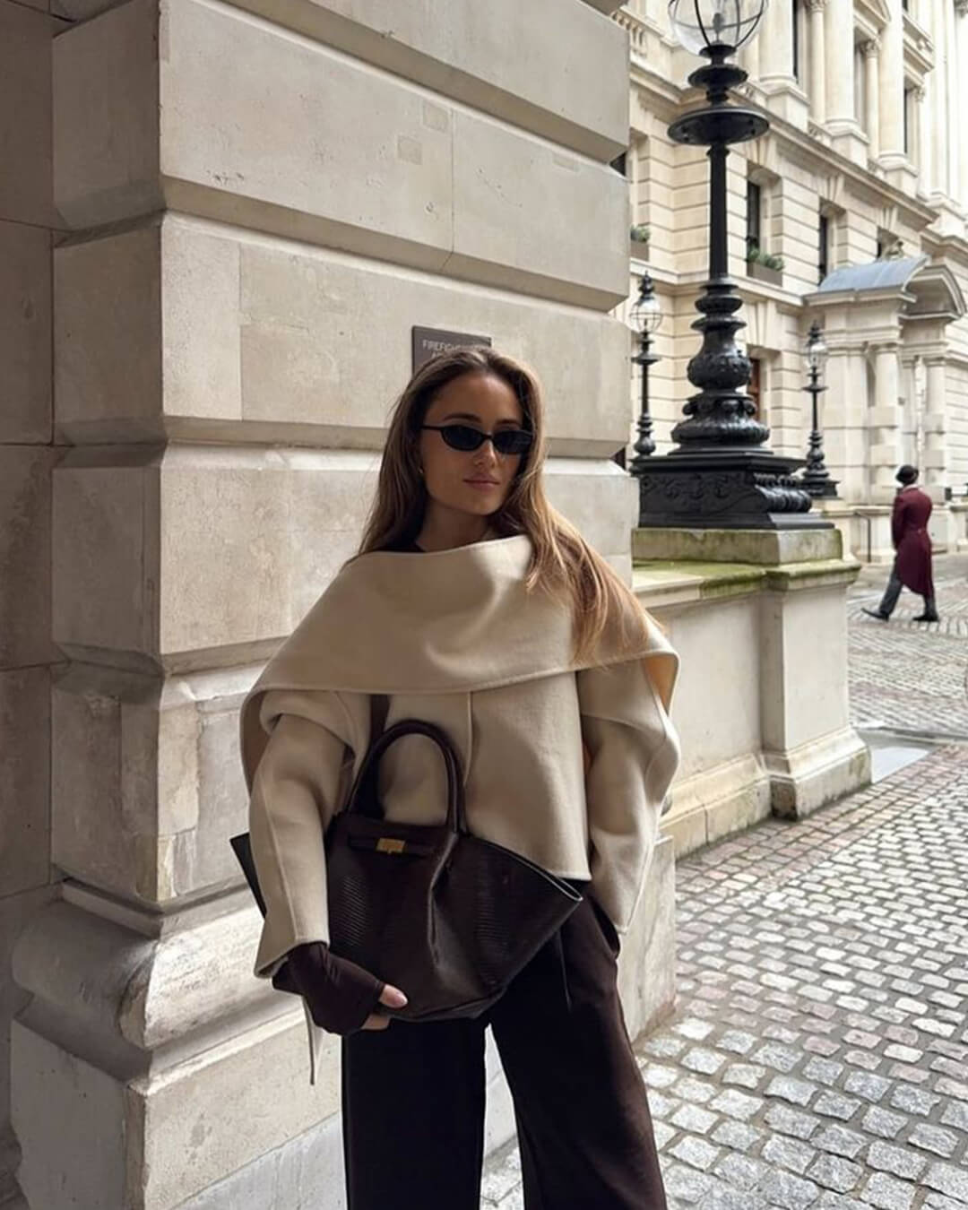 Ava | Henkeltasche aus Wildleder