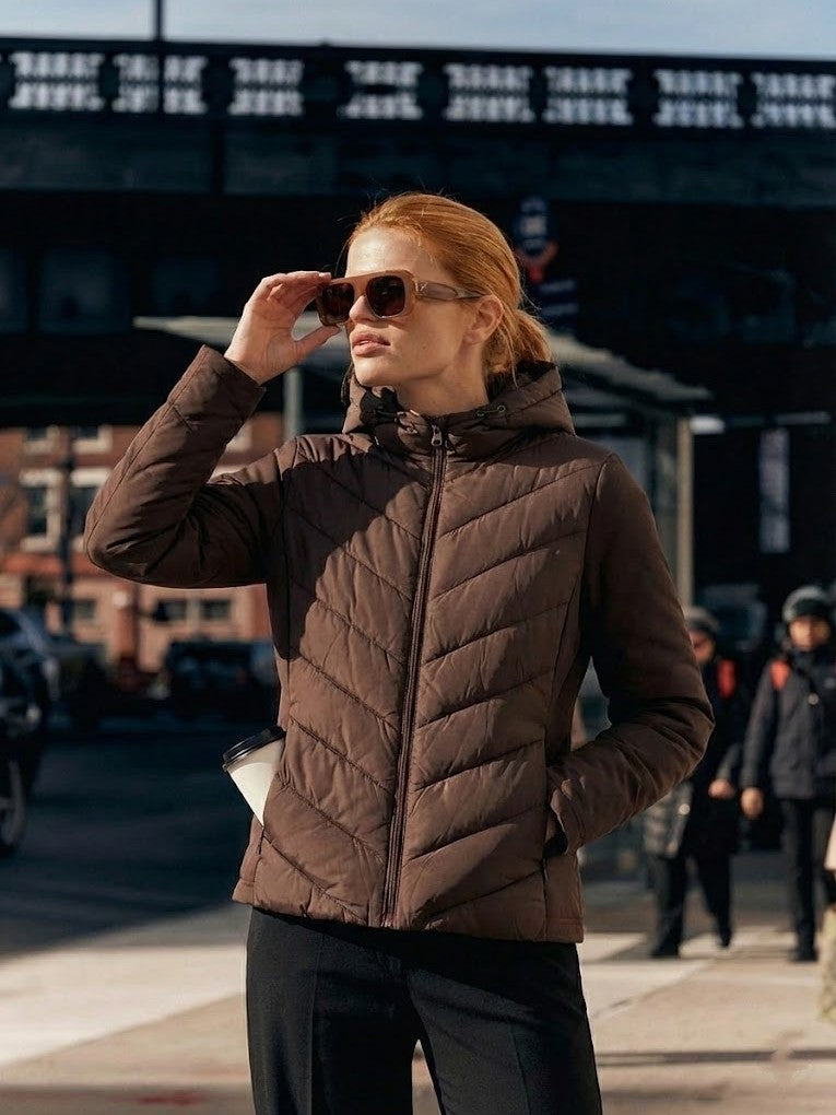 Emma | Wasserdichte Steppjacke mit Kapuze